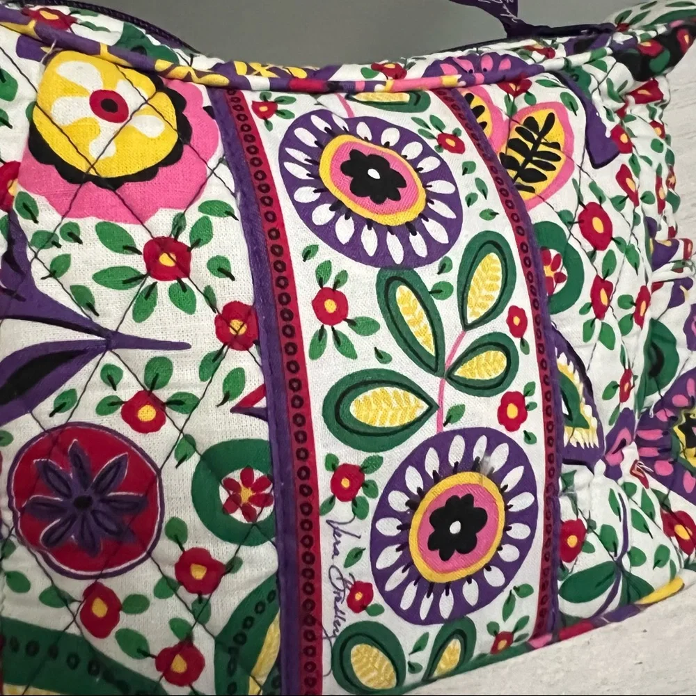 Vera Bradley 2011 Retired Pattern Viva La Vera Small Shoulder Bag - Picture 2 of 16